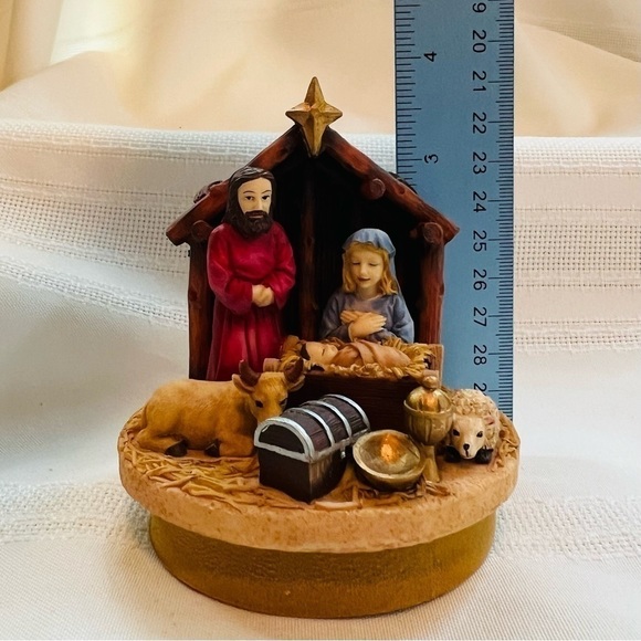Nativity Candle Jar Topper Creche Jesus Manger Mary Joseph Christmas EUC - Picture 7 of 7